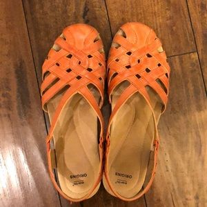 Leather Cross Strap Sandals (11 WIDE)